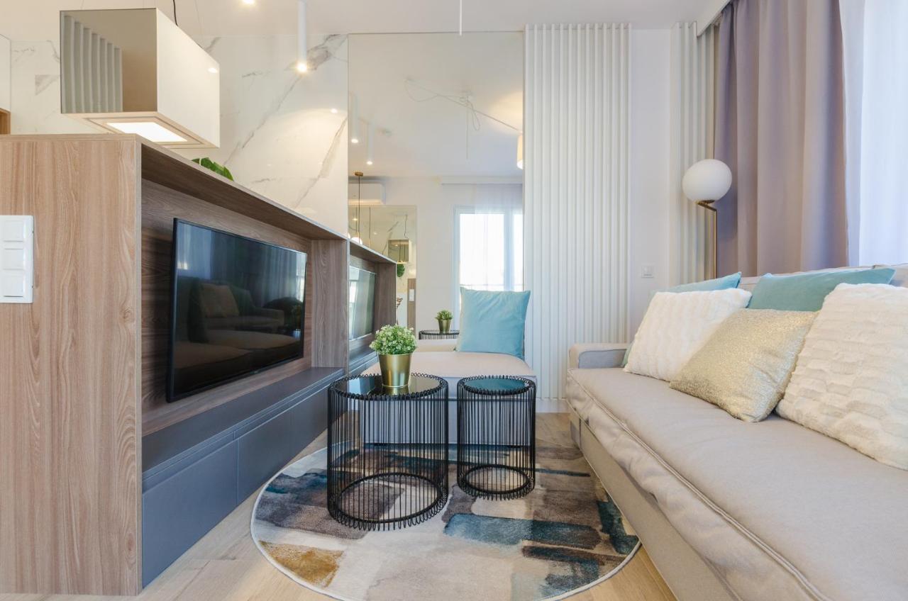 Apartament Rozana พอซนาน ภายนอก รูปภาพ